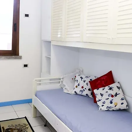 Il Porto Trilocale Nr.7 아파트 *